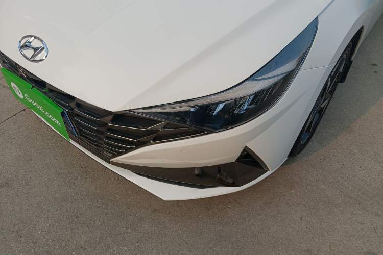 Used Hyundai Elantra 2021 1.5L CVT LUX Prestige Edition