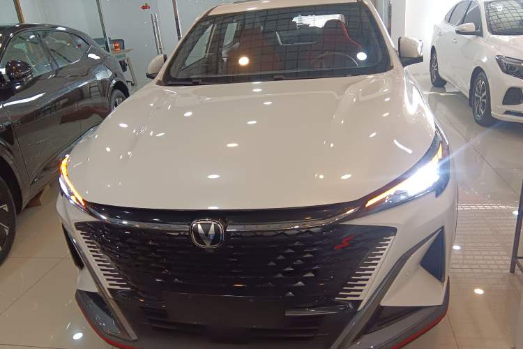 Used Changan X5 PLUS 2024 1.5T DCT ZhiZun Version

