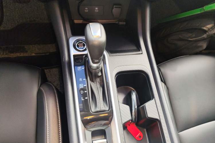 Used Nissan Sylphy 2023 1.6L CVT Smart Drive Version Gear Lever