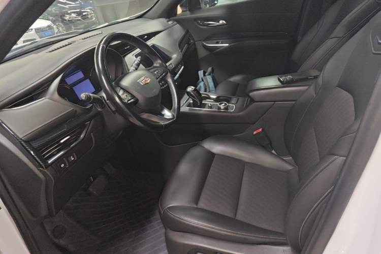 Used Cadillac XT4 2018 28T Two-Wheel Drive Tech Version
