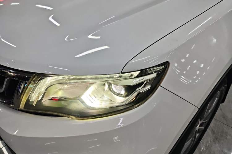 Used Geely Auto Emgrand X7 Sport 2018 1.8TD Automatic Two-Wheel Drive Smart Connect 4G Internet Edition