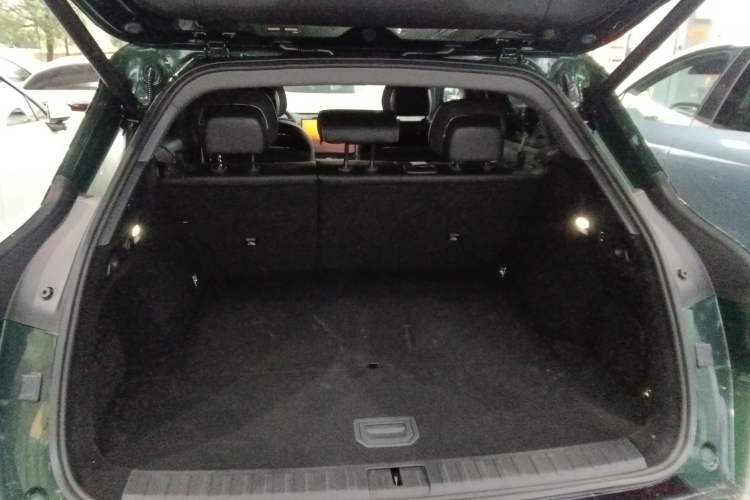 Used Zeekr 7X 2025 100kWh Long-Range All-Wheel Drive Intelligent Driving Version Trunk