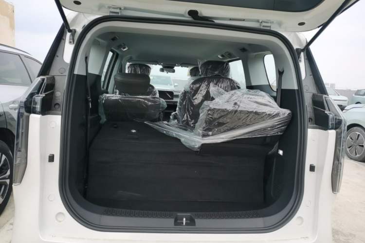 Used SAIC MAXUS Dajia 7 2024 Revised Version Super Hybrid Long-Range Edition Enjoyment Version