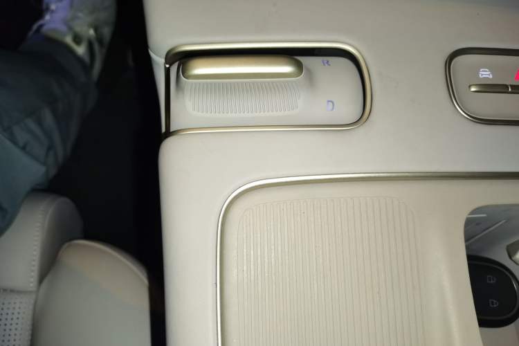 Used Nio ES8 2024 75 kWh Executive Edition
