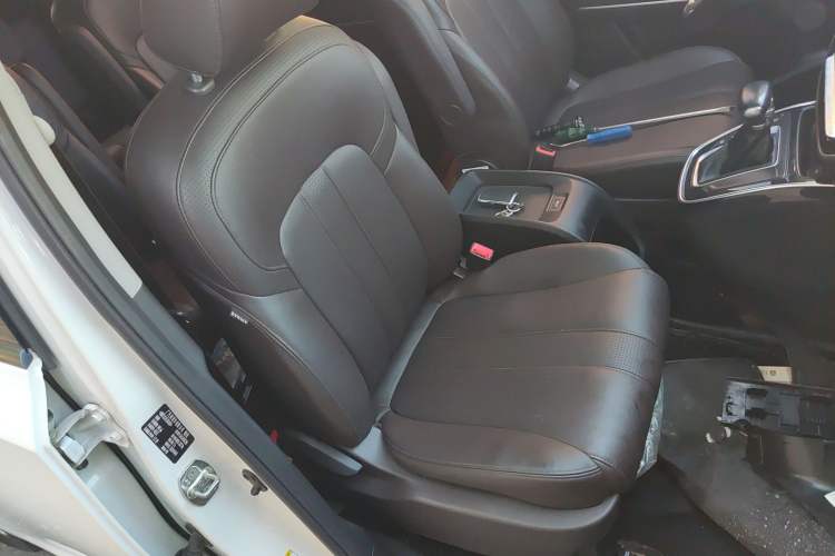 Used GAC Trumpchi M6 2019 270T DCT Luxury Edition (7-seater) China VI