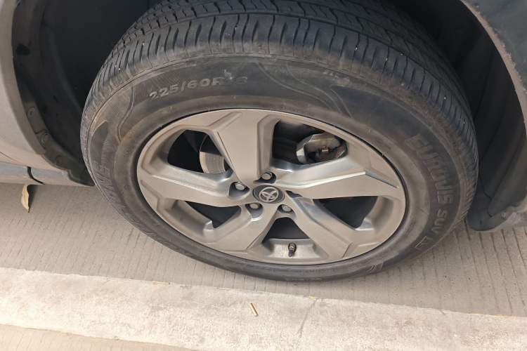 Used Toyota RAV4 2022 2.0L CVT Two-Wheel Drive Fashion Plus Edition