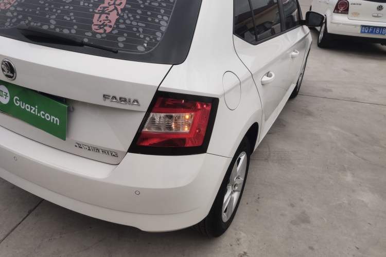 Used Skoda Fabia 2017 1.4L Automatic Car Enjoy Edition Right Rear Taillight