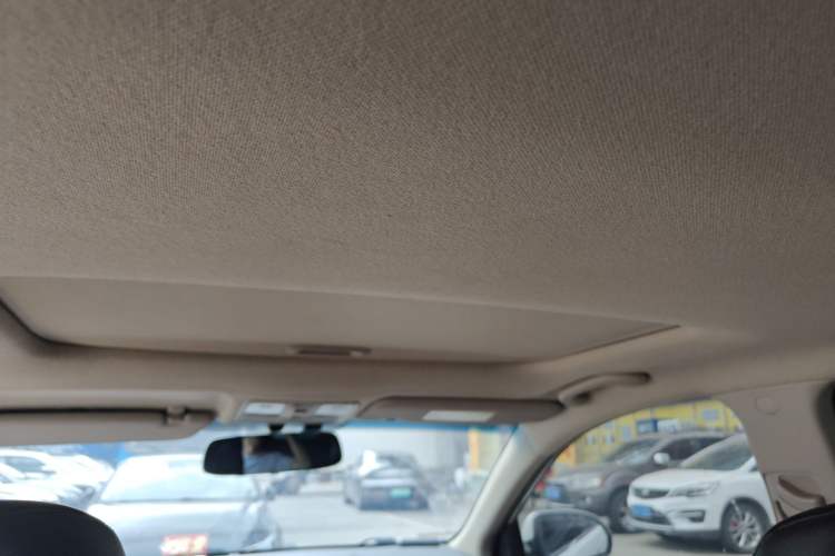 Used Kia K2 2015 Hatchback 1.6L AT Premium Headliner