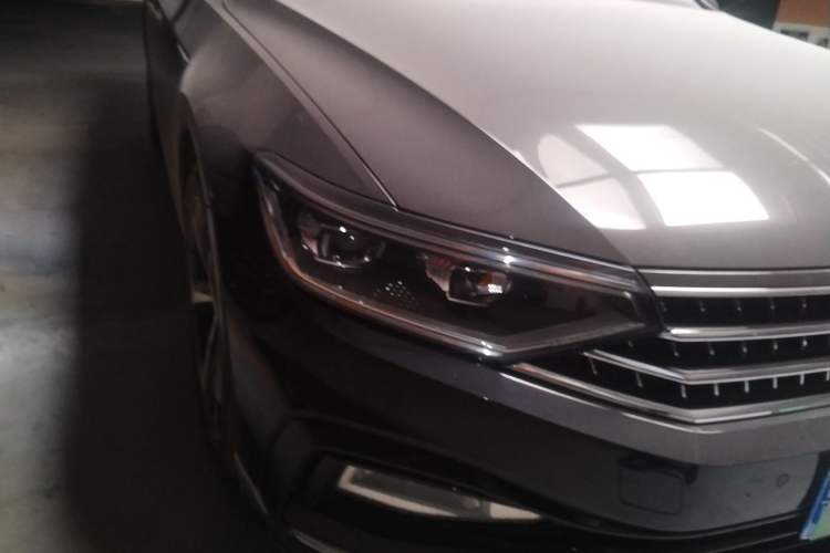 Used Volkswagen Magotan 2023 2 Million Units Commemorative Edition 330TSI DSG Luxury Version
