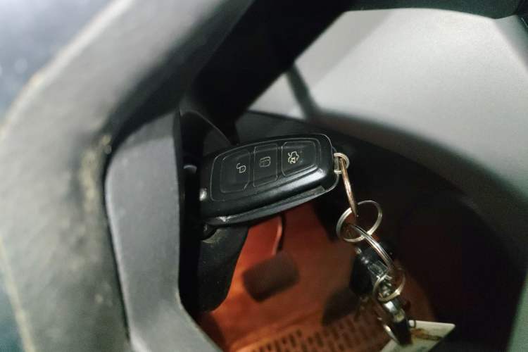 Used Ford Kuga 2015 1.5L GTDi Two-Wheel-Drive Comfort Model