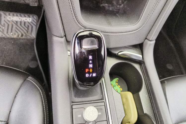 Used Cadillac XT5 2022 2.0T Two-Wheel Drive Luxury Version Gear Lever