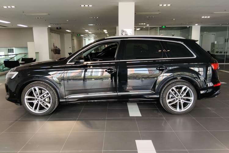 Used Audi Q7 2024 45 TFSI quattro S line Sport Edition