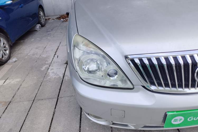 Used Buick GL8 2012 2.4L BASE Comfort Edition