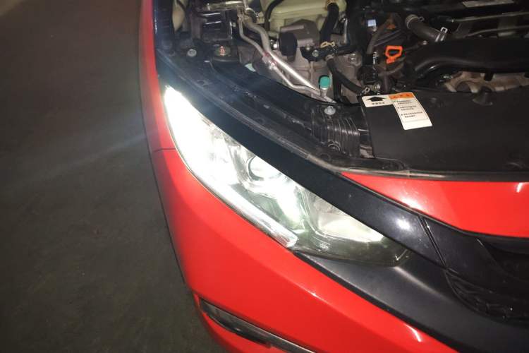 Used Honda Civic 2019 220TURBO CVT Dynamic Edition China VI Right Front Headlight