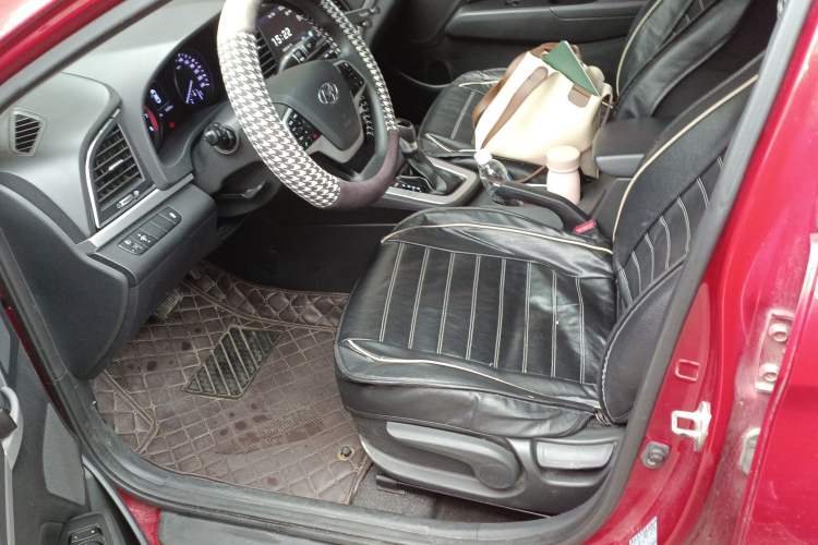 Used Hyundai Elantra (6th Generation / Lingdong) 2016 1.6L Automatic ZhiXuan – Elite Version Left Front Seat