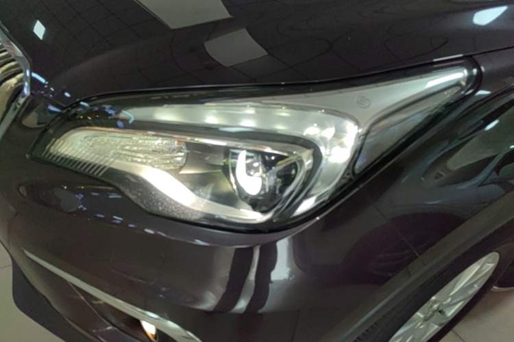 Used Buick Envision 2017 20T Two-Wheel Drive Luxury Model
