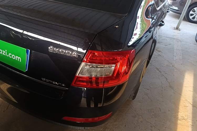 Used Skoda Octavia 2015 1.6L Automatic Yijun Edition
