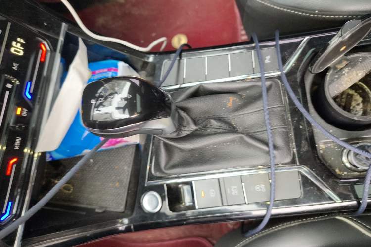 Used Volkswagen Passat 2022 330TSI Starry Elite Edition Gear Lever