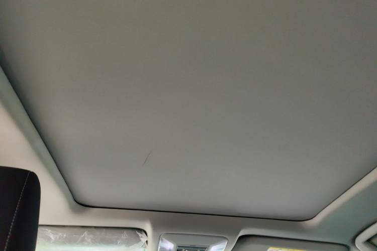 Used Toyota RAV4 2023 2.0L CVT Two-Wheel Drive Fashion Plus Edition Headliner