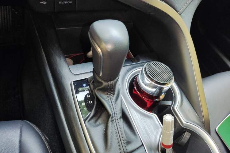 Used Toyota Camry 2023 2.0G Luxury Edition