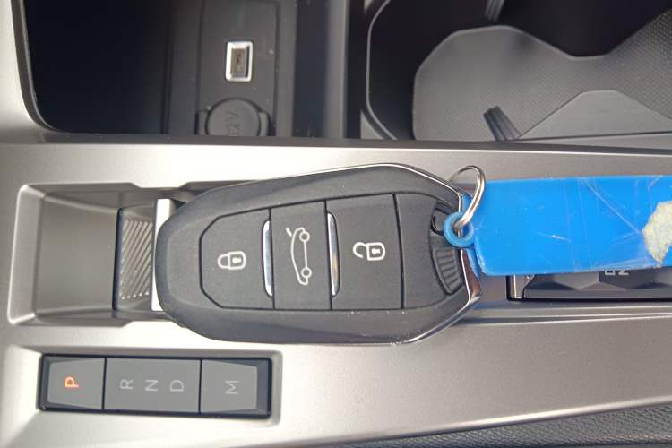 Used Peugeot 408X 2023 Active Version
