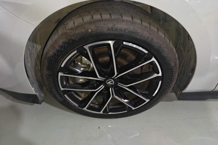 Used Changan UNI-V iDD 2024 Blue Whale Smart Electric iDD 136km Luxury Model