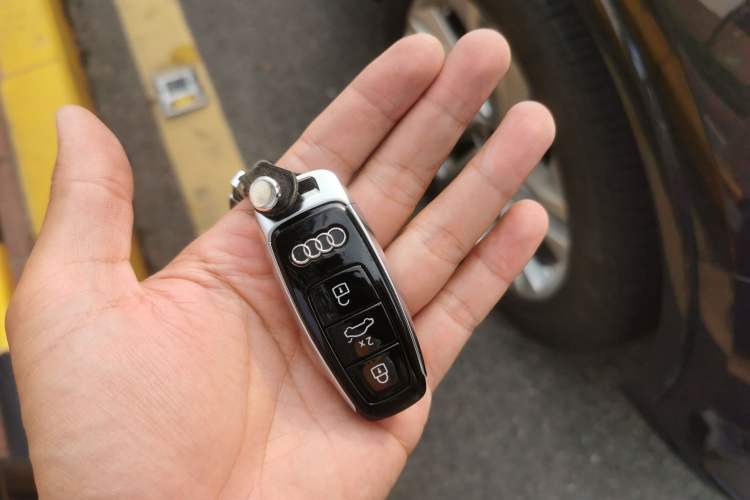 Used Audi Q7 2021 45 TFSI quattro S line Sport model