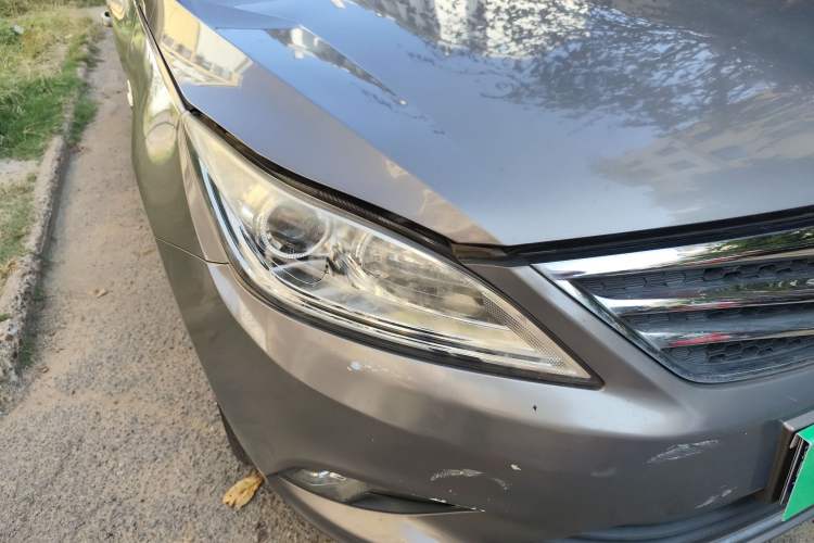 Used CHANGAN Eado 2015 1.6L Manual Elite Model China IV Standard