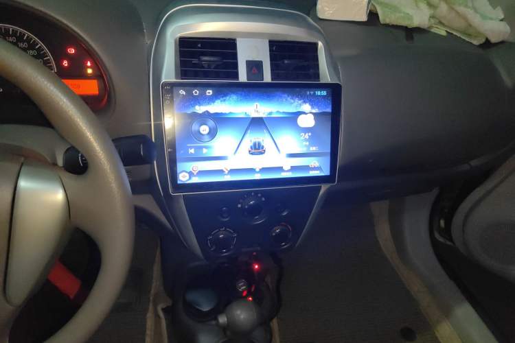 Used Nissan Sunny 2015 1.5XE CVT Comfort Edition Audio And AC Panel