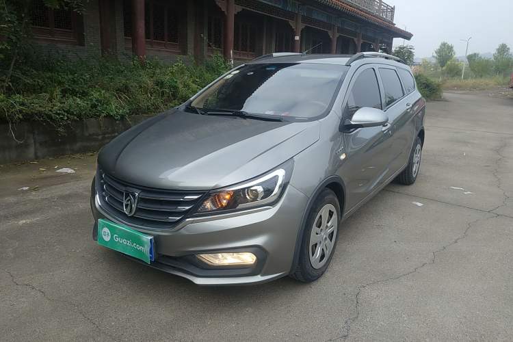 Used Baojun 310W 2017 1.5L Manual Comfort Version China V