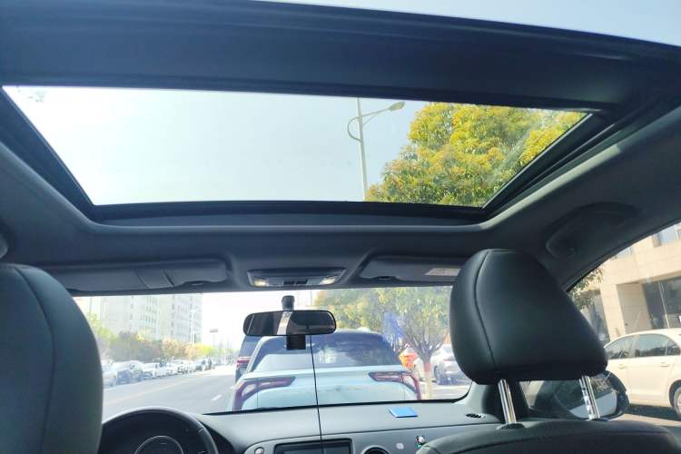 Used Honda XR-V 2017 1.8L VTi CVT Luxury Edition Headliner