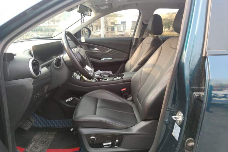 Used FORTHING T5 EVO 2021 1.5TD DCT Diamond Edition
