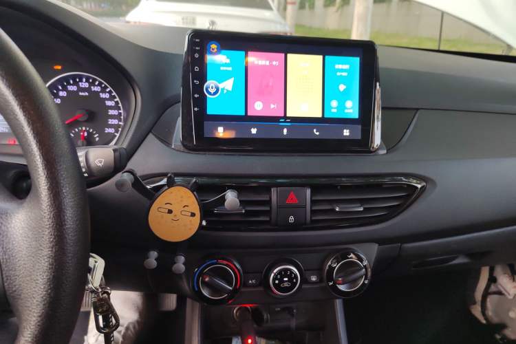 Used Hyundai Celesta 2018 1.6L Automatic GL Enjoyment Edition China VI compliant Audio And AC Panel