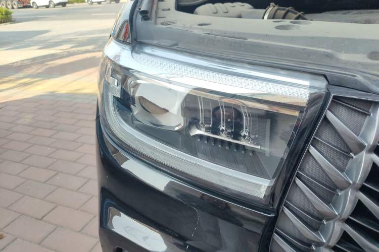 Used Great Wall Poer 2023 2.0T Commercial Version Automatic Gasoline 4x4 Elite Trim Standard Box GW4C20B
