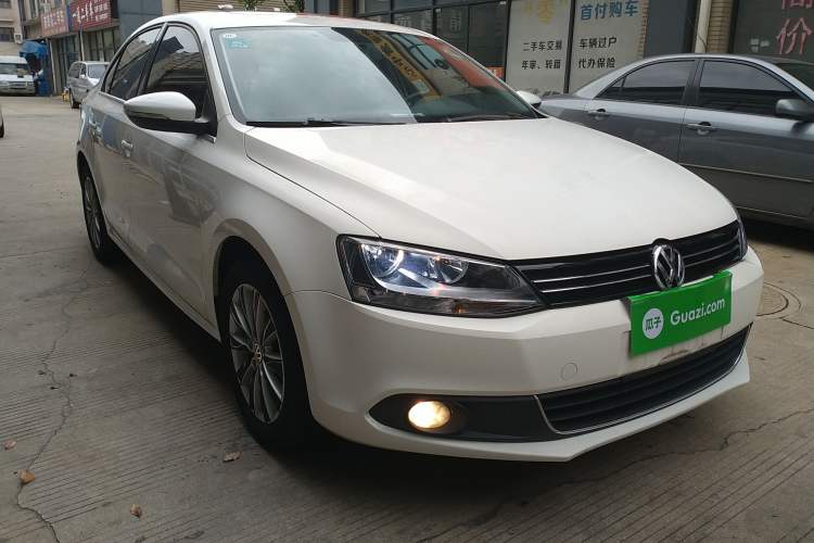 Used Volkswagen Sagitar 2014 Revised Version 1.6L Automatic Comfort Edition
