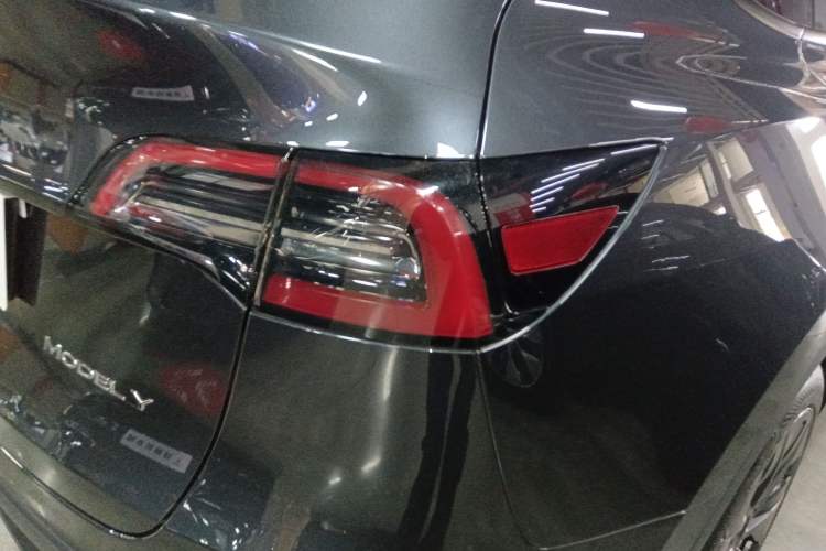 Used Tesla Model Y 2024 Rear-Wheel-Drive Version
