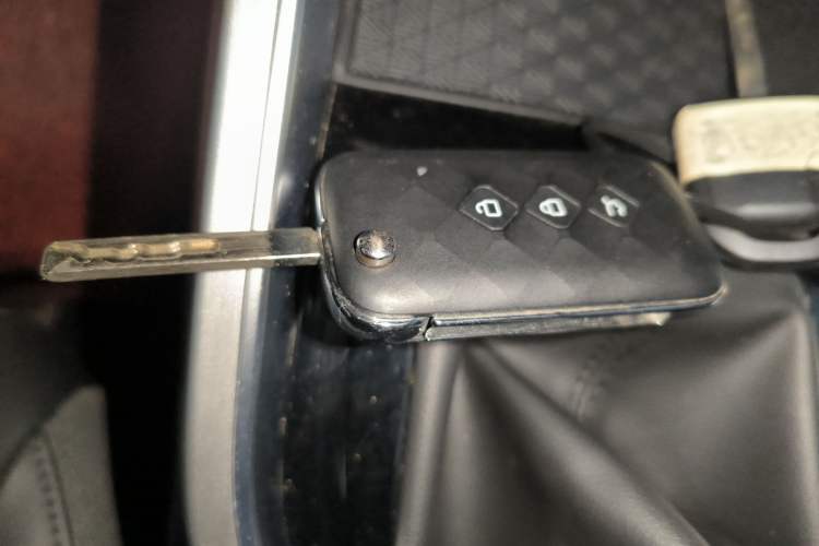 Used Wuling Jiachen 2022 1.5L Manual Comfort Edition