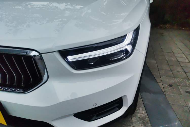 Used Volvo XC40 2022 T4 Four-Wheel Drive Smart & Stylish Edition
