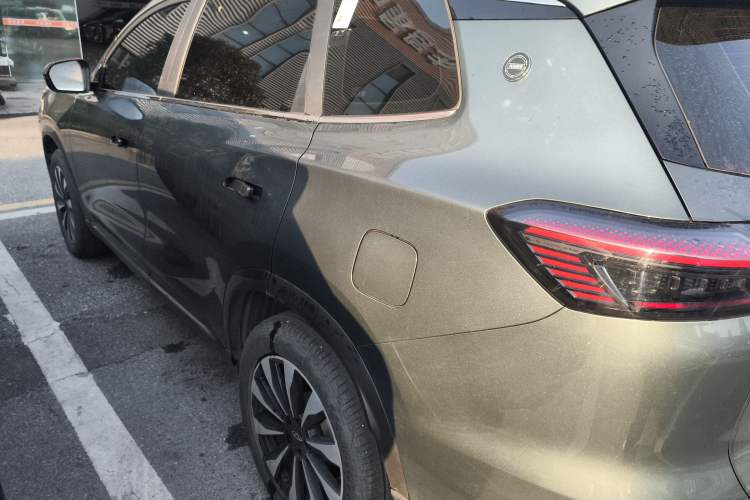 Used Chery Tiggo 8 PLUS 2025 290TGDI DCT Prestige 5-Seater
