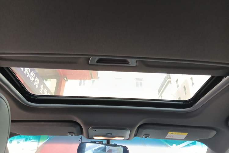 Used Chevrolet Monza 2019 RS 330T Automatic Comfort Edition China VI Standard Headliner
