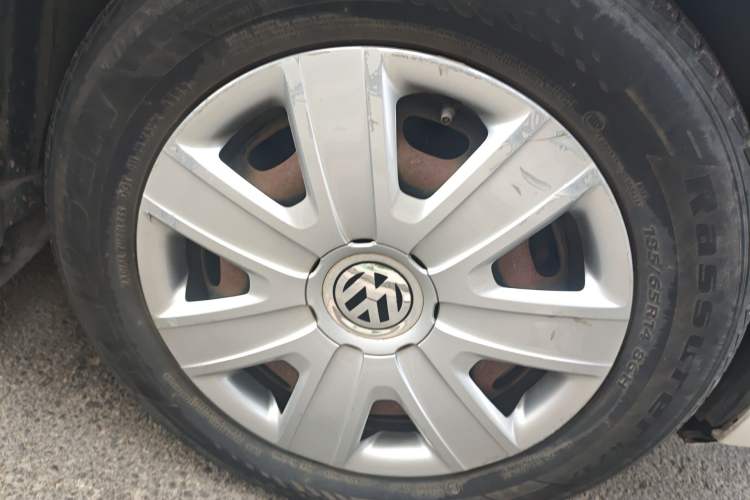 Used Volkswagen Polo 2013 1.4L Manual Fashion Edition Right Front Wheel Hub