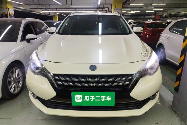 Used Venucia T90 2018 2.0L CVT Smart Connect Luxury Edition China V Standard
