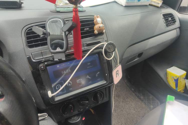 Used Volkswagen Polo 2016 1.4L Manual Fashion Model