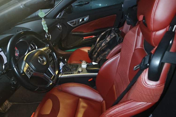 Used Mercedes-Benz SLK-Class 2011 SLK 200 Fashion Model Left Front Seat