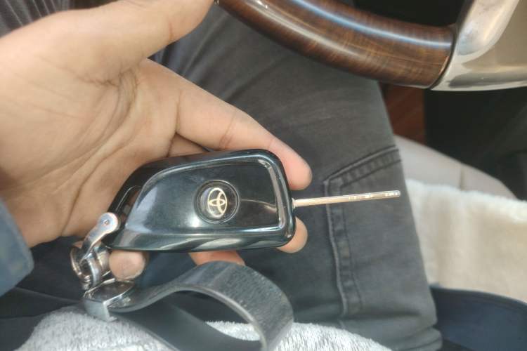 Used Toyota Prado 2013 2.7L Automatic Parallel Import