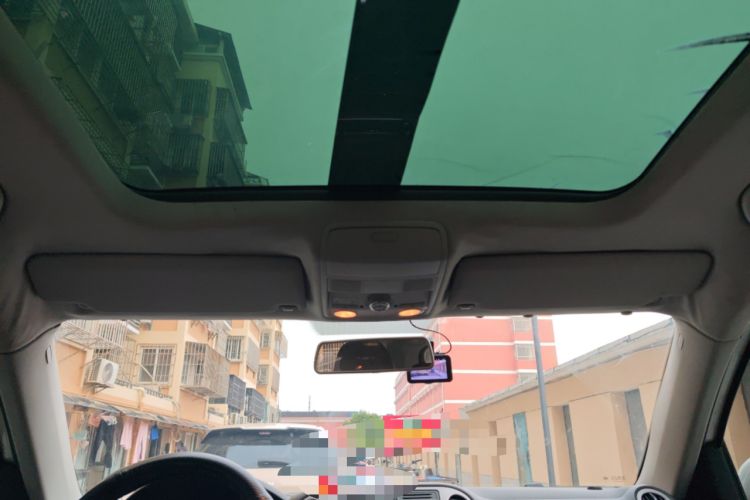 Used Volkswagen Tiguan 2013 1.8 TSI Automatic All-Wheel Drive Luxury Model Headliner