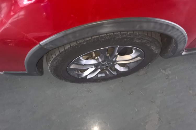 Used Geely Auto Vision X3 2020 1.5L CVT Elite Edition Exterior 4