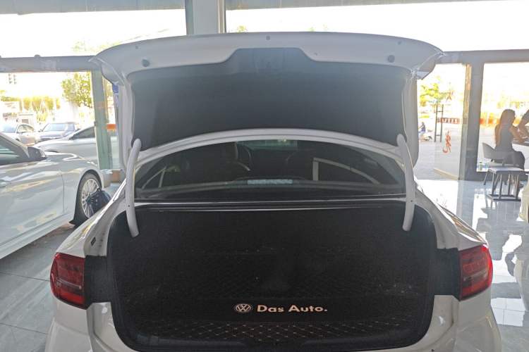 Used Volkswagen Lamando 2021 230TSI DSG Fashion Edition
