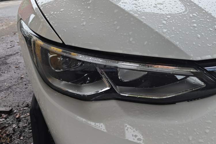 Used Volkswagen Golf 2021 280TSI DSG 30th Anniversary Edition Right Front Headlight