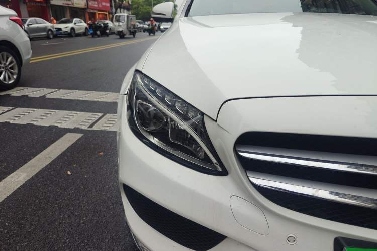 Used Mercedes-Benz C-Class 2017 C 200 station wagon